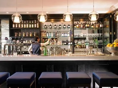 圣殿酒吧酒店 酒店 4*