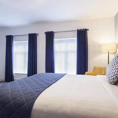 Temple Bar By The Unlimited Collection Отель 4*