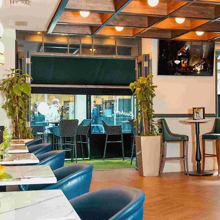 Temple Bar By The Unlimited Collection Отель 4*